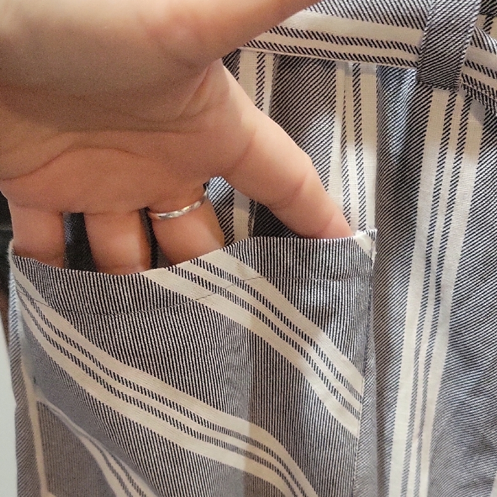 Striped High Waist Shorts with Tie Detail - Picture 4 of 4